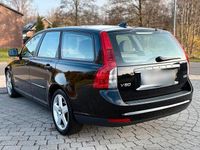 Gebraucht Volvo V50 116 PS (85 kW) 2011 Schwarz Kombi
