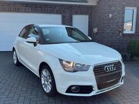 Gebraucht Audi A1 Comfort 122 PS (89 kW) 2014 Weiß Kleinwagen