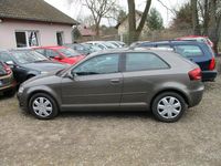 Gebraucht Audi A3 Attraction 125 PS (91 kW) 2010 Grau Kleinwagen
