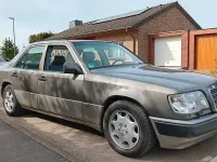 Brugt Mercedes E320 220 HK (161 kW) 1992 Grå Sedan