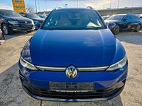 Gebraucht VW Golf VIII R-line 190 PS (139 kW) 2022 Lapiz blue Kombi