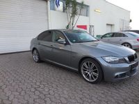 Gebraucht BMW 320 170 PS (125 kW) 2011 Grau Limousine