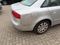 Second-hand Audi A4 130 CP (95 kW) 2007 Argintiu Berlinǎ