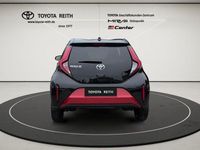 Neu Toyota Aygo X 72 PS (52 kW) 2025 Chili red (3u4)/ black mica (2 SUV