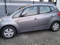 Gebraucht Hyundai ix20 90 PS (66 kW) 2014 Grau Kleinwagen