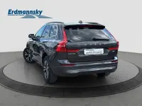 Gebraucht Volvo XC60 Momentum 197 PS (144 kW) 2022 Grau SUV
