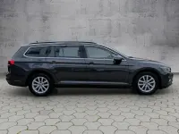 Gebraucht VW Passat Business 150 PS (110 kW) 2024 Mangangrau metallic Kombi