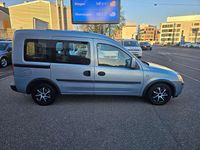 Second-hand Opel Combo Edition 90 CP (66 kW) 2008 Albastru Monovolum