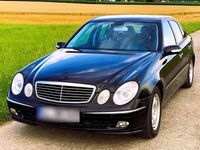 Gebraucht Mercedes E240 Avantgarde 177 PS (130 kW) 2002 Schwarz Limousine