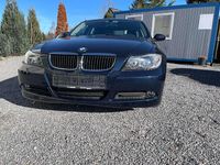 Gebraucht BMW 318 129 PS (94 kW) 2007 Blau Limousine