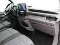 Gebraucht VW T7 Style 150 PS (110 kW) 2025 Grau Van