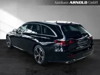 Gebraucht Mercedes E300 Avantgarde 313 PS (230 kW) 2024 Obsidianschwarz Kombi