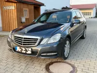 Second-hand Mercedes E300 Avantgarde 231 CP (169 kW) 2011 Gri Berlinǎ