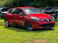 Gebraucht Renault Clio IV Expression 75 PS (55 kW) 2016 Rot Limousine