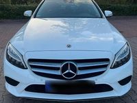 Gebraucht Mercedes C200 160 PS (117 kW) 2019 Weiß Limousine
