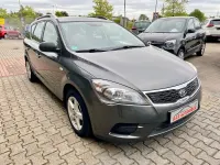Gebraucht Kia Ceed Sportswagon 109 PS (80 kW) 2011 Silber Kombi