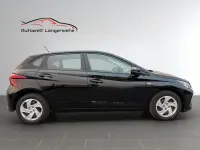 Gebraucht Hyundai i20 Select 101 PS (74 kW) 2022 Schwarz Kleinwagen