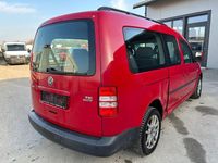 Gebraucht VW Caddy Trendline 105 PS (77 kW) 2013 Rot Van / Kleinbus