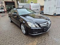 Gebraucht Mercedes E200 184 PS (135 kW) 2010 Schwarz Coupé