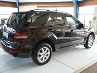 Gebraucht Mercedes ML350 224 PS (164 kW) 2009 Schwarz SUV