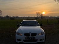 Gebraucht BMW 330 Cabriolet M Sport 245 PS (180 kW) 2010 Weiß Cabrio