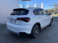 Gebraucht Fiat Tipo Cross 101 PS (74 kW) 2021 Weiß Limousine