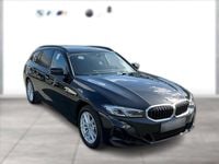 Gebraucht BMW 320e Efficient Dynamics 204 PS (150 kW) 2024 Schwarz metallic Kombi