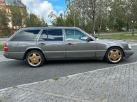 Gebraucht Mercedes E280 194 PS (142 kW) 1993 Grau Kombi