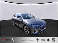 Gebraucht Audi e-tron Ambiente 369 kW (503 PS) 2022 Daytona gray pearl effect SUV