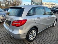 gebraucht Mercedes B180 BlueEFFICIENCY Edition 1*2.Hand*RFK*PDC*SH