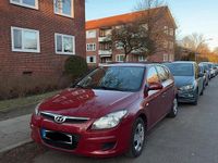 Gebraucht Hyundai i30 109 PS (80 kW) 2009 Rot Kleinwagen