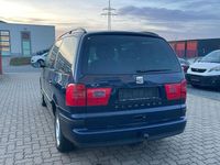 Second-hand Seat Alhambra Reference 150 CP (110 kW) 2010 Albastru Monovolum