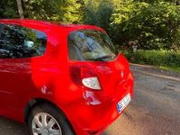 Gebraucht Renault Clio III 75 PS (55 kW) 2012 Rot Limousine