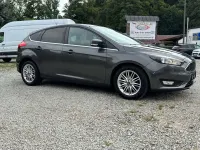 Gebraucht Ford Focus Cool & Connect 101 PS (74 kW) 2018 Magneticgrau (metallic) Limousine