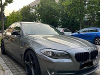 Gebraucht BMW 528 258 PS (189 kW) 2010 Grau Limousine