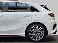 Gebraucht Kia Ceed GT GT 204 PS (150 kW) 2022 Weiß Limousine