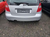 Gebraucht Mercedes A160 Elegance 95 PS (69 kW) 2011 Limousine
