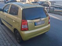 Usado Kia Picanto 55 HP (40 kW) 2006 Amarelo Citadino