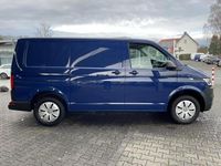 Gebraucht VW T6.1 150 PS (110 kW) 2021 Indienblau Van