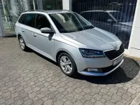 Gebraucht Skoda Fabia Ambition 95 PS (69 kW) 2022 Stribrna brilliant/ brilliant Kleinwagen
