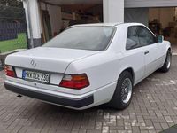 Gebraucht Mercedes 230 132 PS (97 kW) 1990 Weiß Coupé