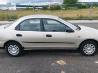 Gebraucht Mazda 323 Comfort 88 PS (64 kW) 1996 Beige Limousine