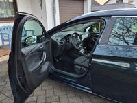 Gebraucht Opel Astra 110 PS (80 kW) 2016 Grün Kombi