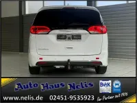 Second-hand Chrysler Pacifica 291 CP (214 kW) 2016 Alb Monovolum