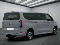 Neu VW Caravelle 170 PS (125 kW) 2025 Grau Van