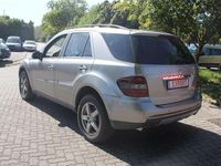 Second-hand Mercedes ML320 224 CP (164 kW) 2006 Argintiu SUV