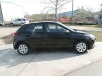 Gebraucht Hyundai i20 75 PS (55 kW) 2017 Schwarz Kleinwagen