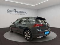 Gebraucht VW Golf VIII Move 110 PS (80 kW) 2024 Grau Limousine