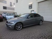 Gebraucht BMW 320 170 PS (125 kW) 2011 Grau Limousine