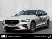 Gebraucht Volvo V60 145 PS (106 kW) 2025 Kombi